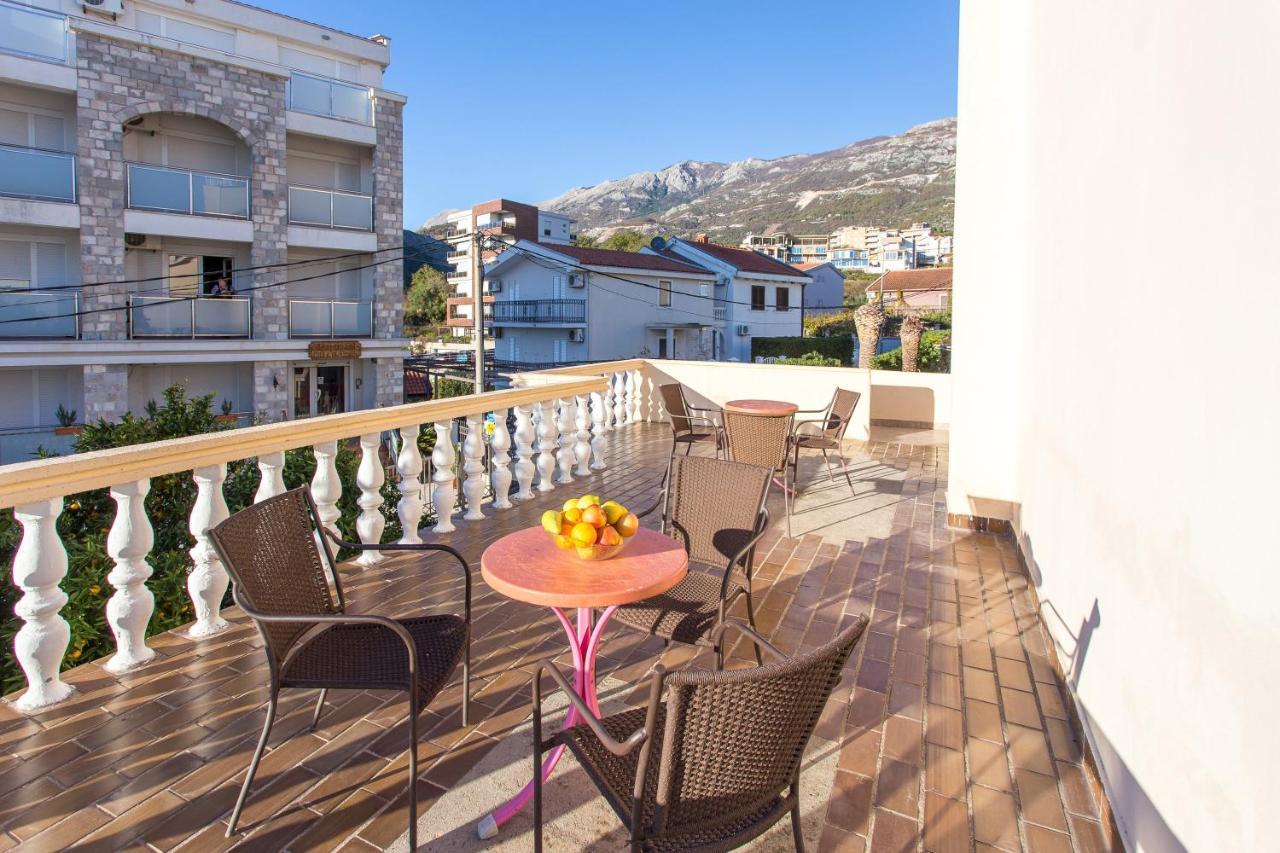 Guest House Lotos Бечичи Экстерьер фото